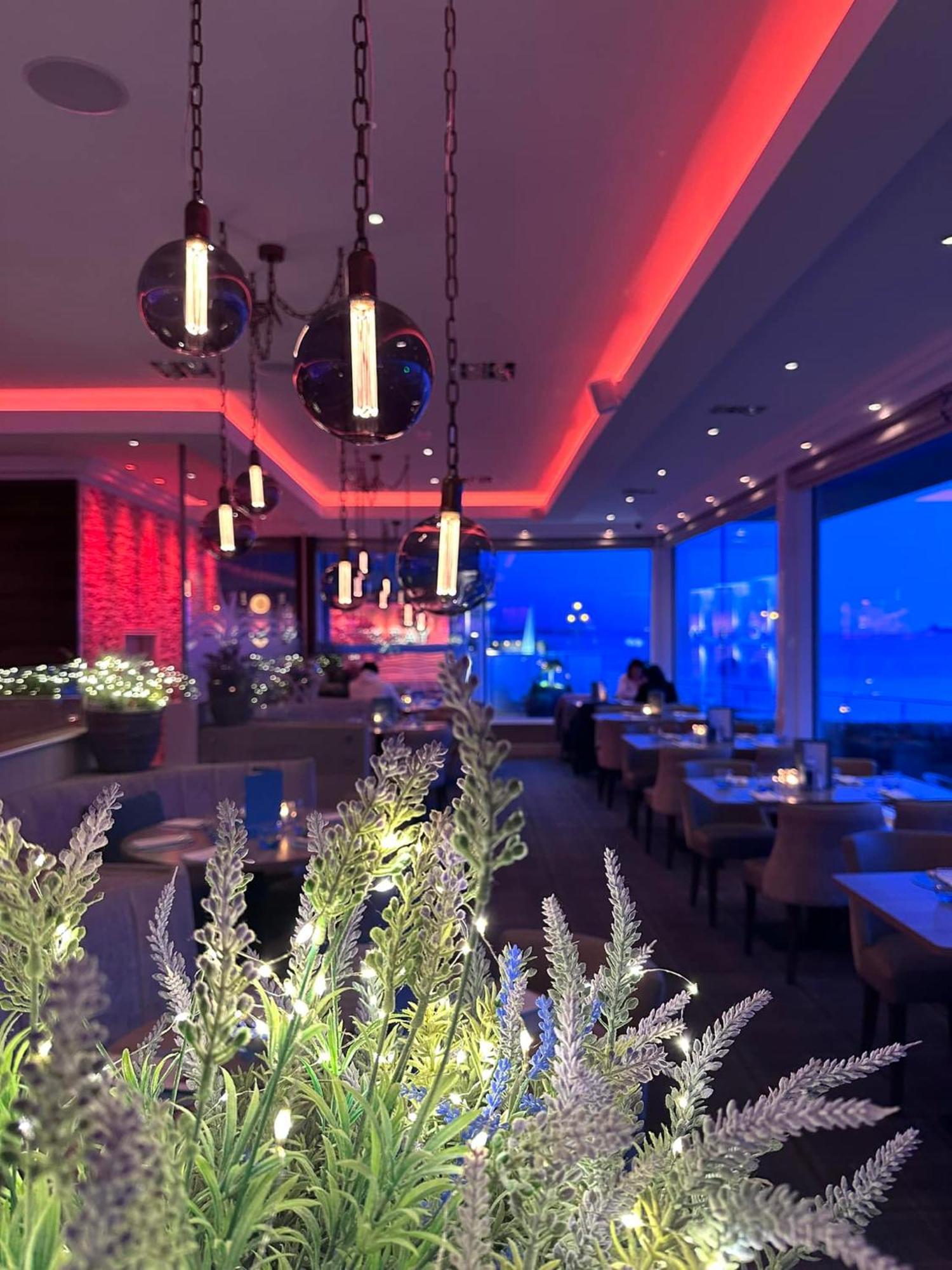 Duck Bay Hotel & Restaurant บัลลอค ภายนอก รูปภาพ